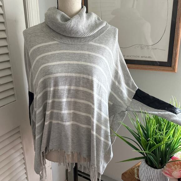 JAMISON Womens Sweater Small Gray Striped Cowl Neck Fitted Sleeve Relaxed Fit - Picture 1 of 10